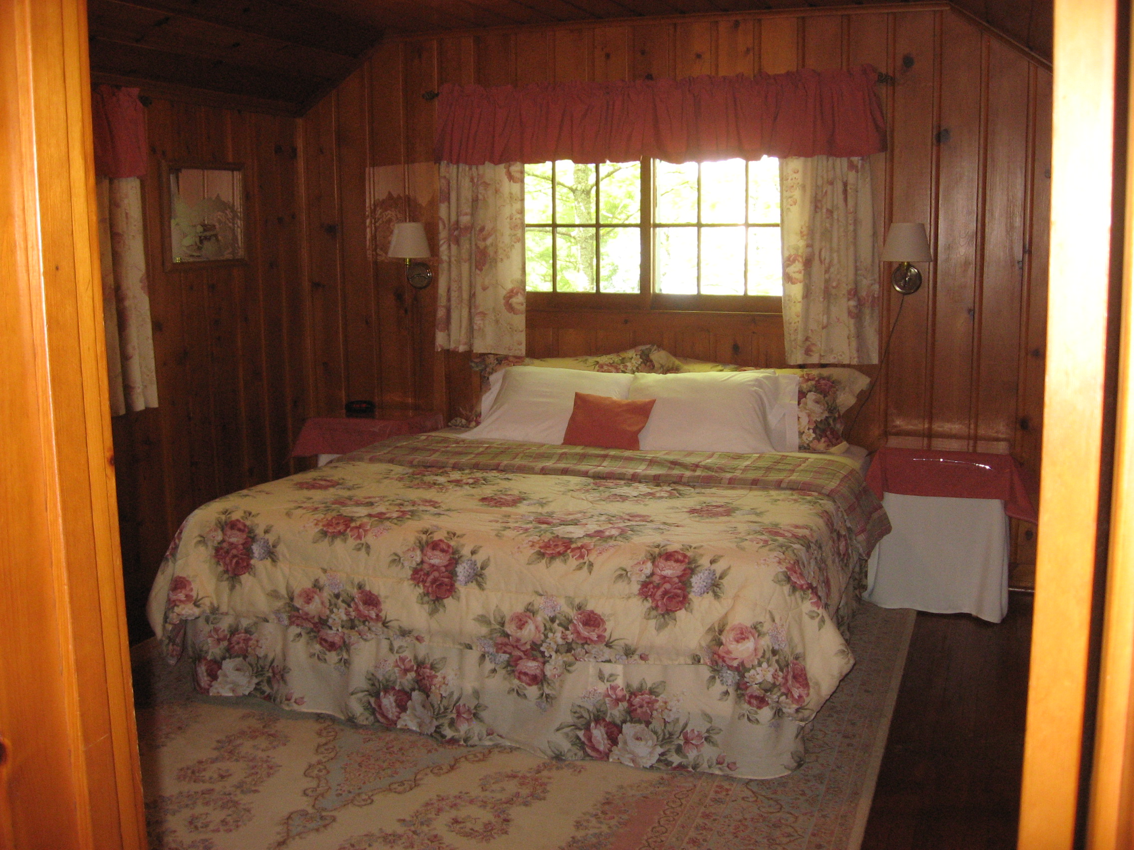 elms bedroom